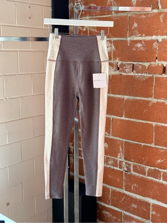 Beyond Yoga Pants - Beyond Yoga Gray & Cream High-Rise Side-Panel Leggings